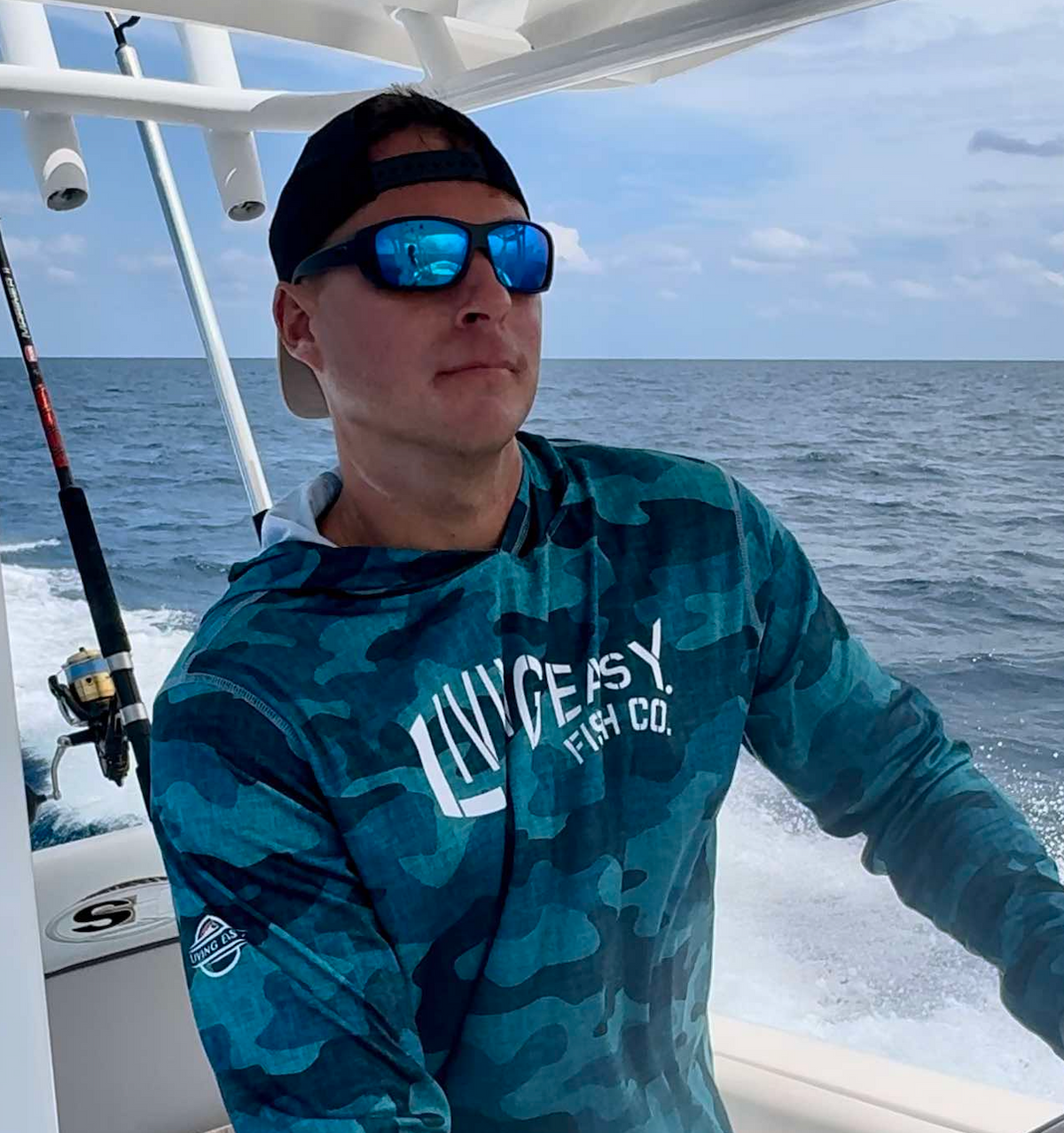 Living Easy® Fish Co. L/S Hooded Performance Shirt - Living Easy®